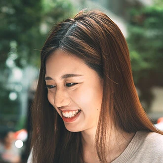 女性の写真